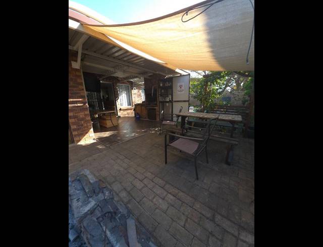 3 BEDROOM TOWNHOUSE FOR SALE IN MONTANA